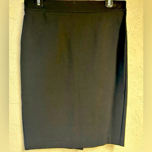 Black pencil skirt, perfect stretch fabric - Picture 1 of 4